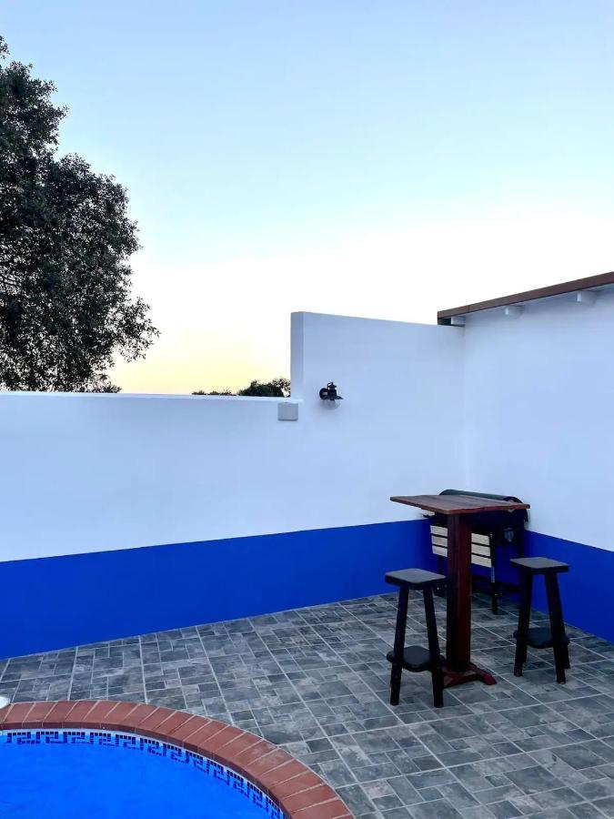 Dos Villas Entre Ciervos Y Cervantes El Cristo del Espiritu Santo Exterior foto