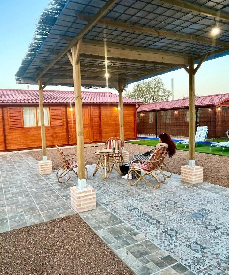 Dos Villas Entre Ciervos Y Cervantes El Cristo del Espiritu Santo Exterior foto