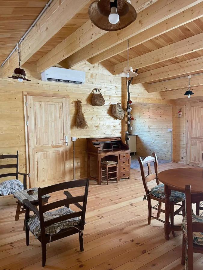 Dos Villas Entre Ciervos Y Cervantes El Cristo del Espiritu Santo Exterior foto